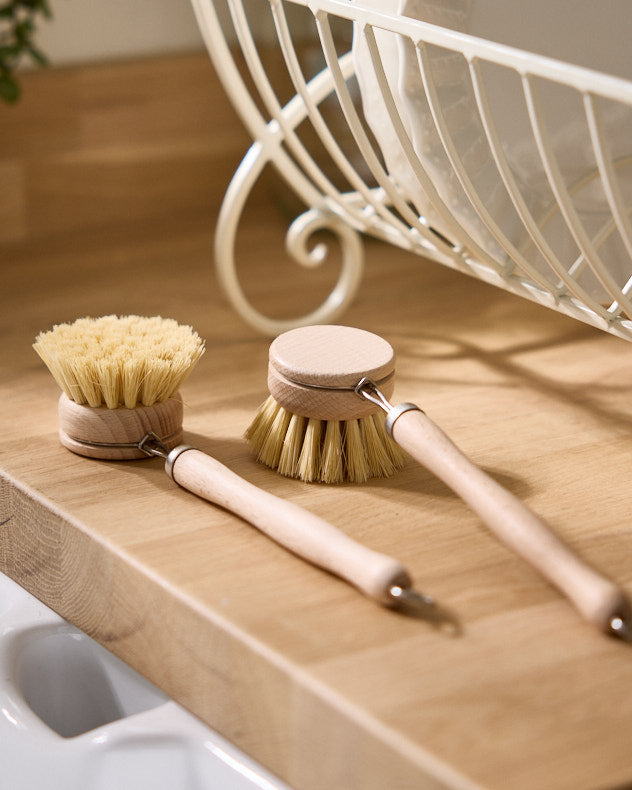 Natural Wood Kitchen Accessories - Set of 2 Traditional Scrubbing Brushes