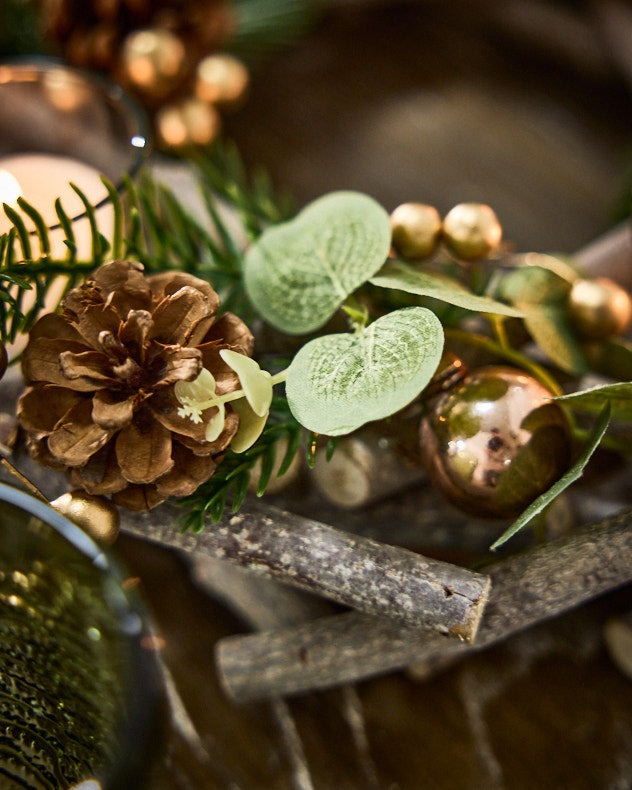 Candle Holders - Eucalyptus Round Candle Holder Centrepiece