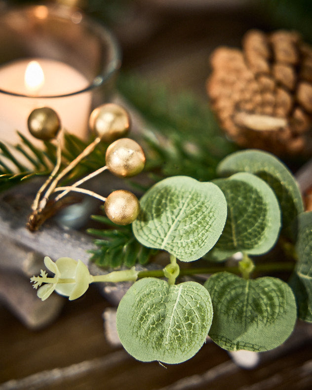 Candle Holders - Eucalyptus Round Candle Holder Centrepiece
