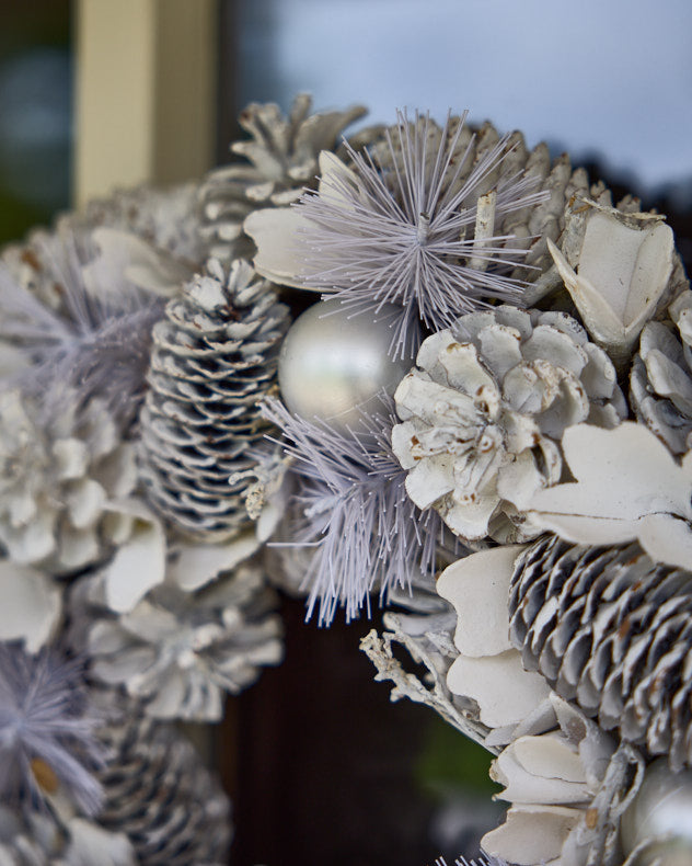 White Frosted Wreath 35cm