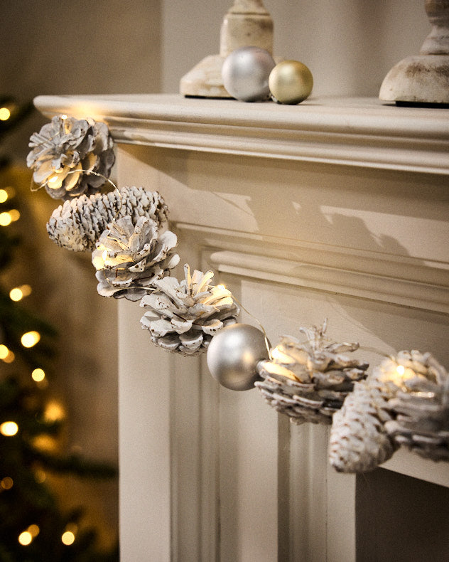 White Frosted Garland - 120cm