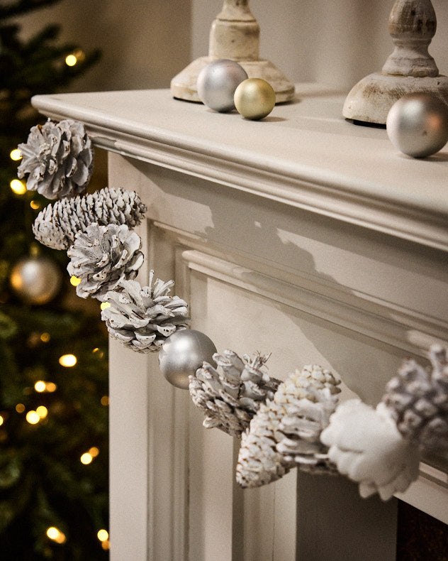 White Frosted Garland - 120cm