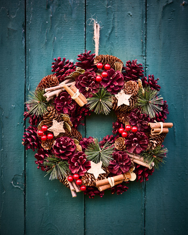 Red & Green & Brown Wood & Pinecone & Plastic Wreaths - Burgundy Forest Mini Wreath