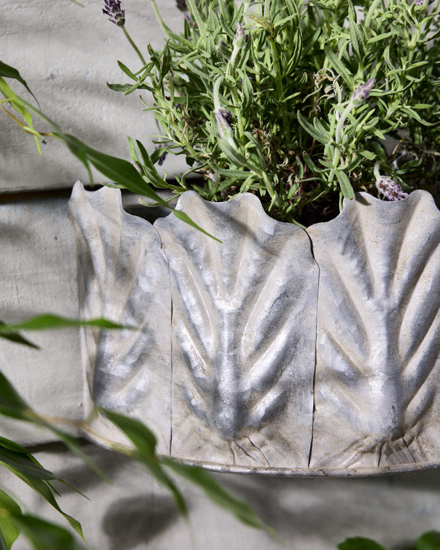Lisota Set of 2 Leaf Wall Planters