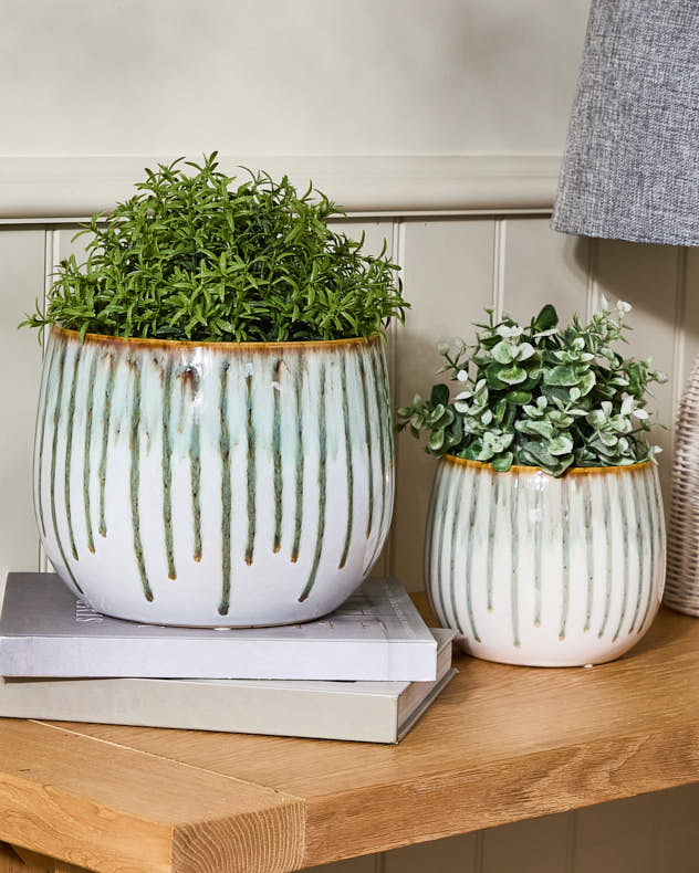 Socco Green Drip Effect Planters