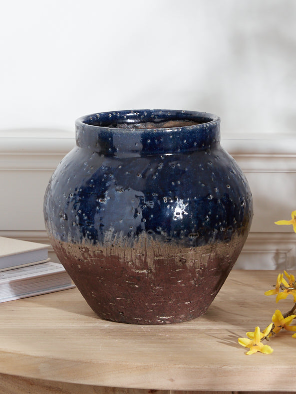 Flowerpot and Saucer offers in Midnight blue on Red Stoneware