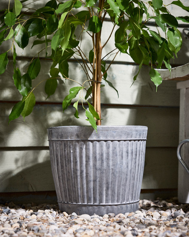 Grey Metal Pots &amp; Planters - Toma Round Ribbed Metal Planter