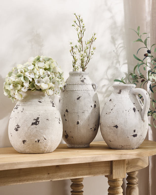 Distressed Effect Grecian Vase