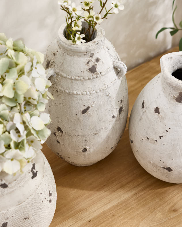 Distressed Effect Grecian Vase