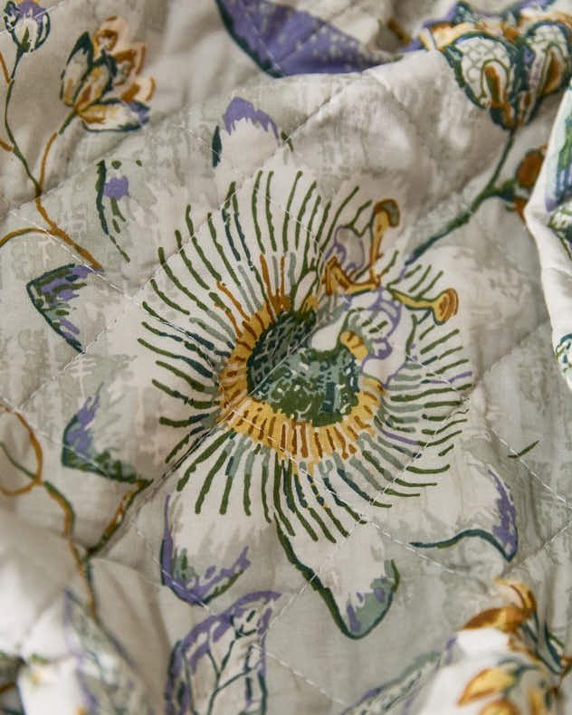 Briare Floral Quilted Throw