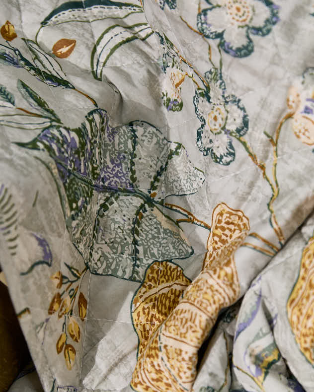 Briare Floral Quilted Throw