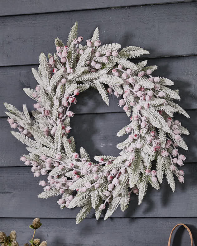 Couronne de baies givrées Hampton 50 cm