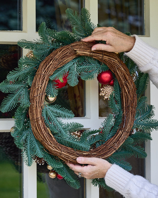 Brockham Rose Wreath 55cm