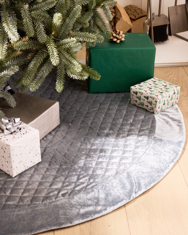 Velvet Quilted Tree Skirt