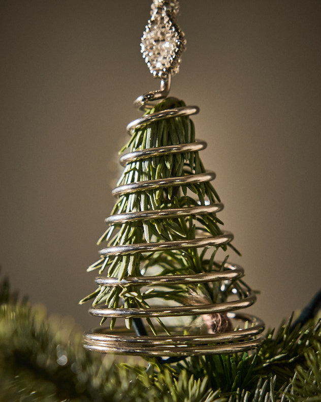 Silver Beaded Snowflake Tree Topper