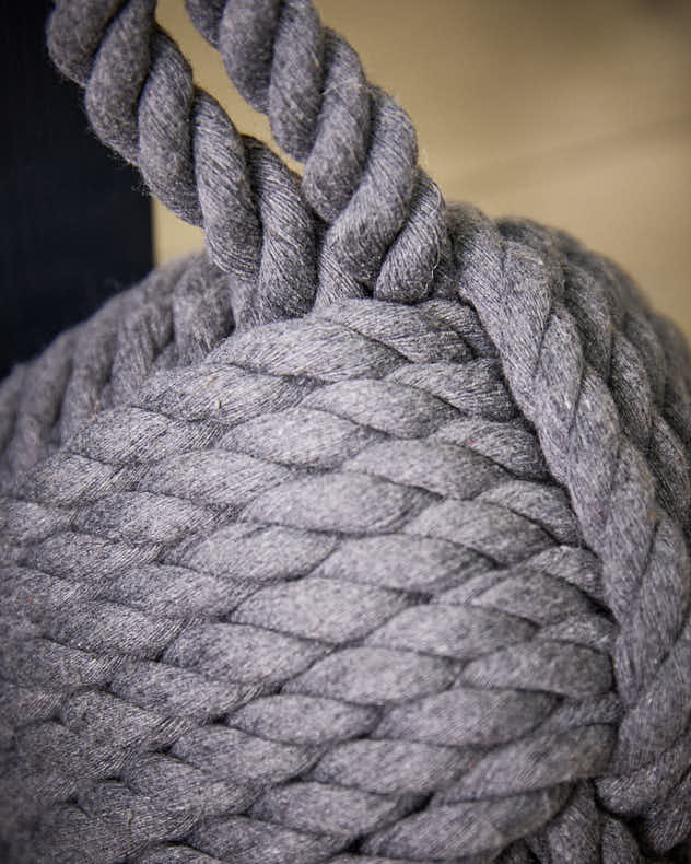 Butoir de porte en corde de jute grise