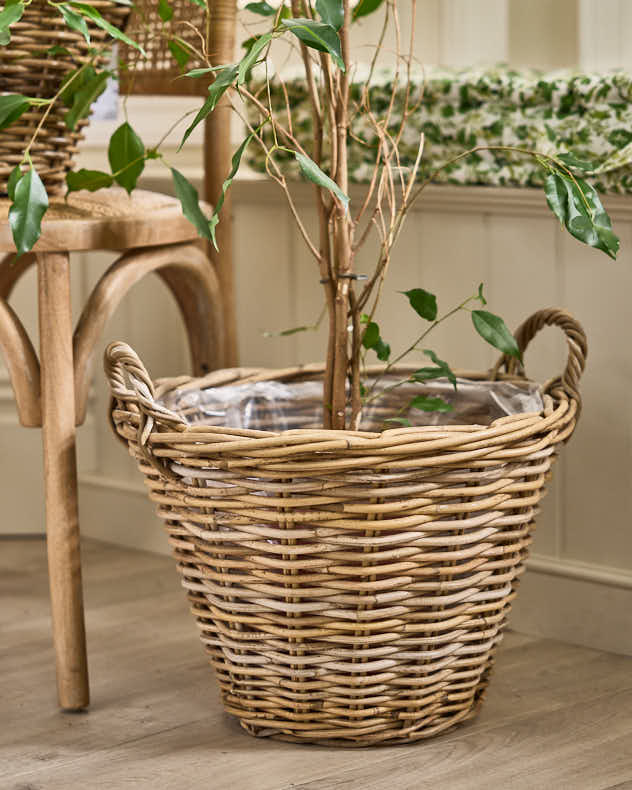 Lira Round Lined Baskets with Handles