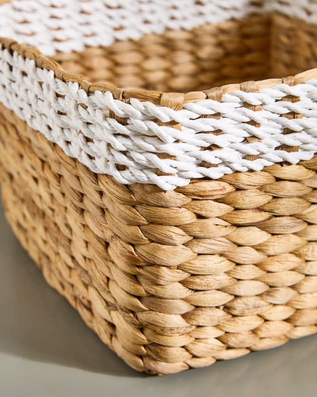 Kano Water Hyacinth Tray Basket