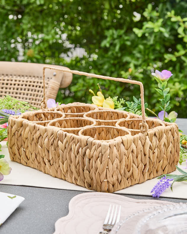 Water Hyacinth Bottle Caddy