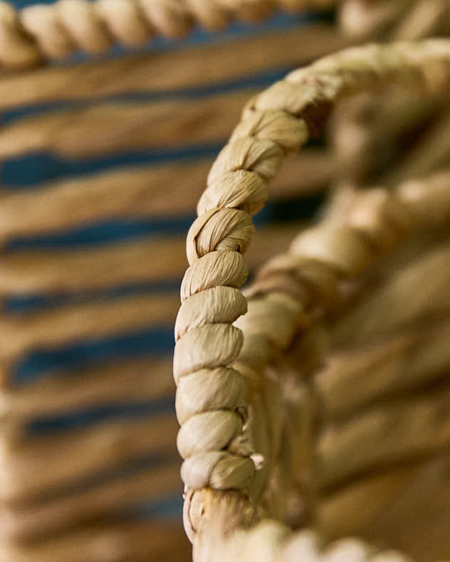 Water Hyacinth Open Weave Scalloped Basket