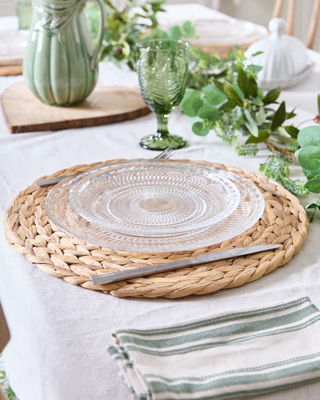 Coasters - Lakelyn Water Hyacinth Round Placemat