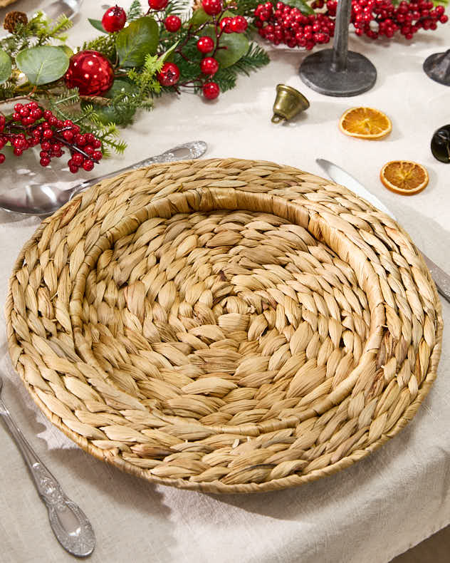 Set of 2 Water Hyacinth Charger Plates