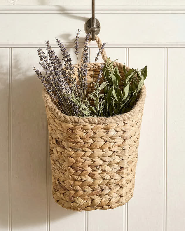 Wall Basket - Rope Finish Hyacinth Wall Baskets