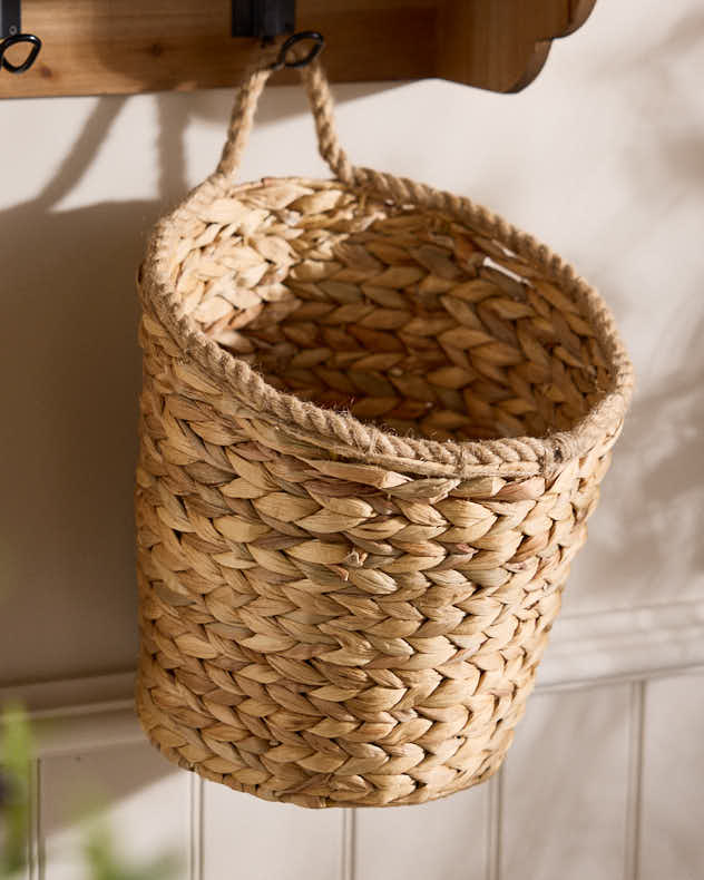 Rope Finish Hyacinth Wall Baskets