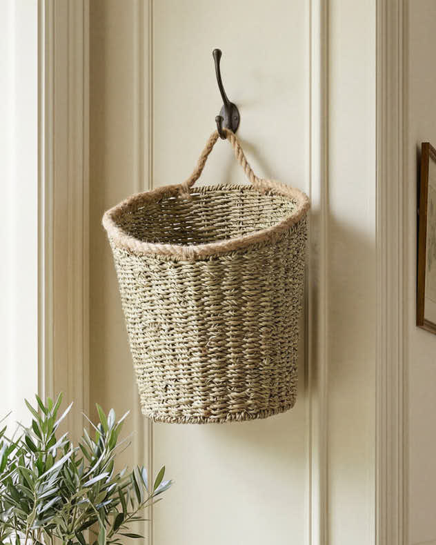 Large Rope Finish Seagrass Wall Basket