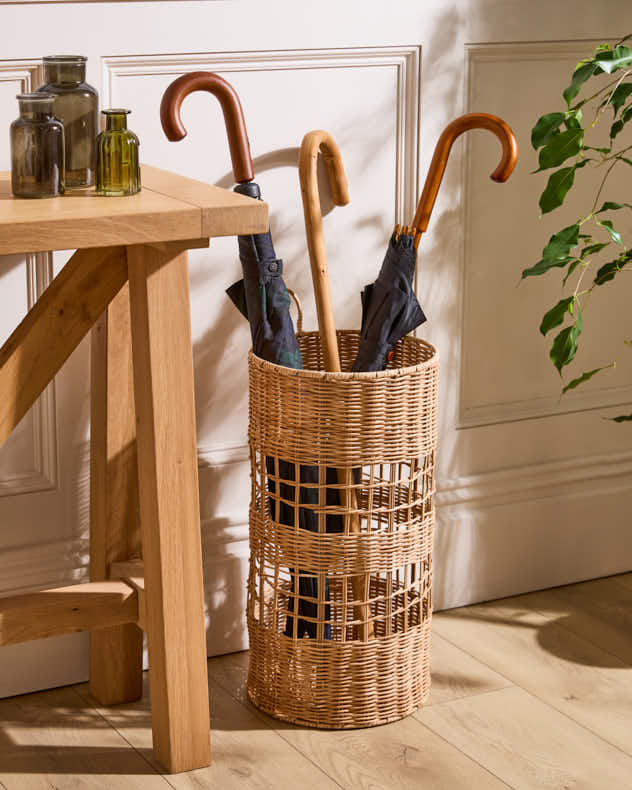 Wicker Umbrella Stands & Racks - Willow Wicker Umbrella Stand