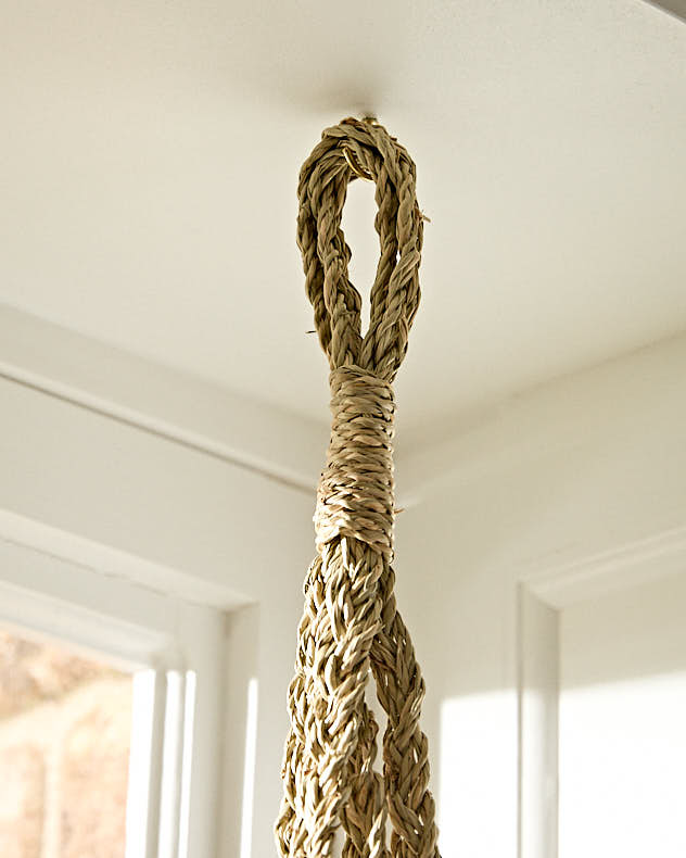 Emery Seagrass Hanging Planter