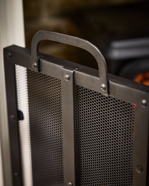 Fire Screens &amp; Guards - Window Pane Fire Guard with Handles