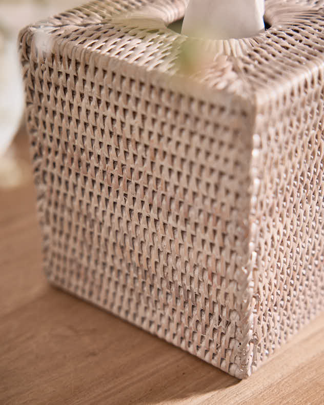 Home Accessories - Square White Rattan Tissue Box Cover