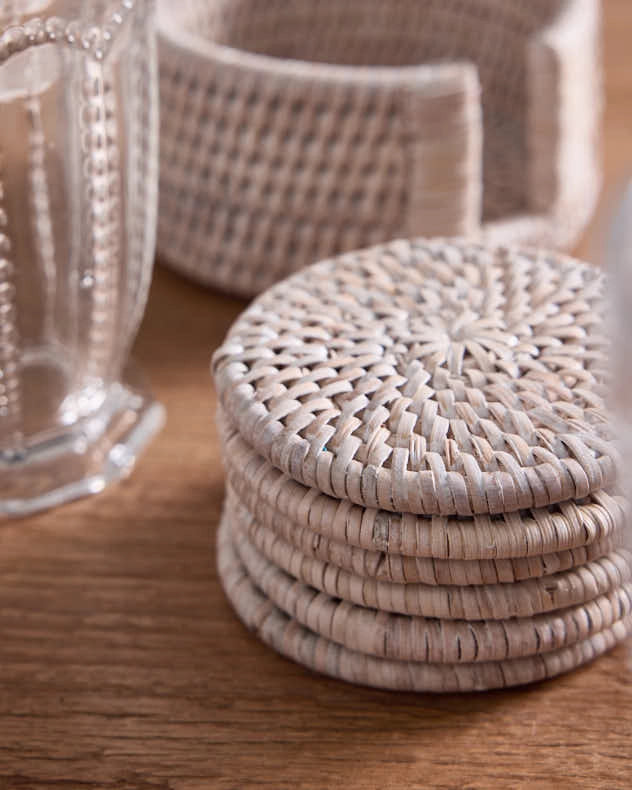 6 White Rattan Coasters