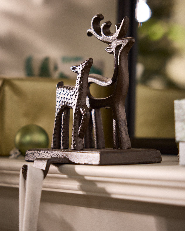 Antique Brown Deer & Doe Stocking Holder