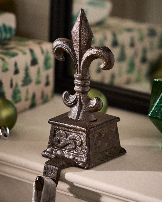 Stocking Holders Partridge - Antique Brown Stocking Holder