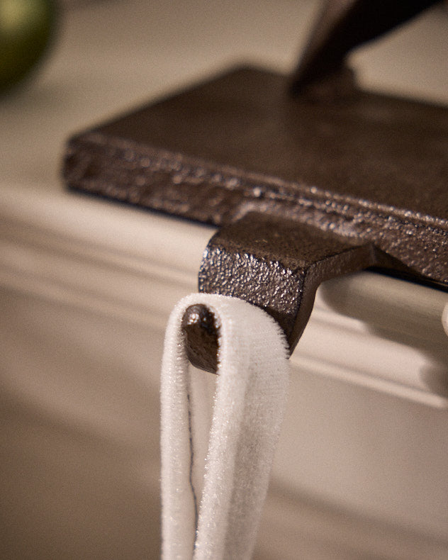 Antique Brown Star Stocking Holder