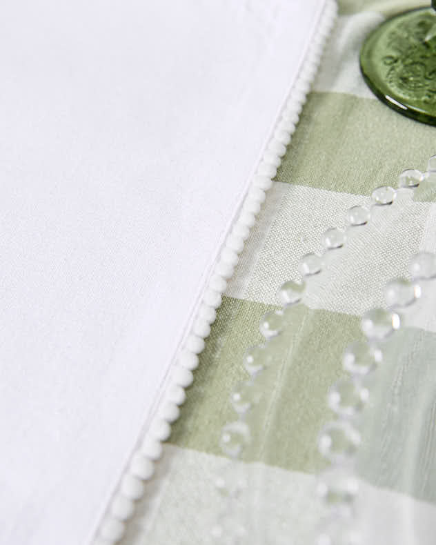 Placemats - Set of 2 White Marseille French Knot Fused Placemats