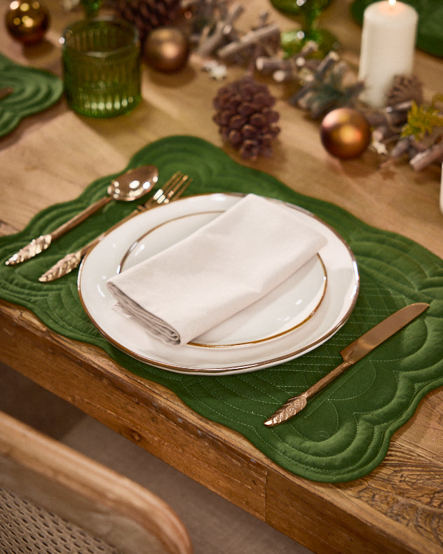 Set of 2 Quilted Scalloped Placemats -  Emerald