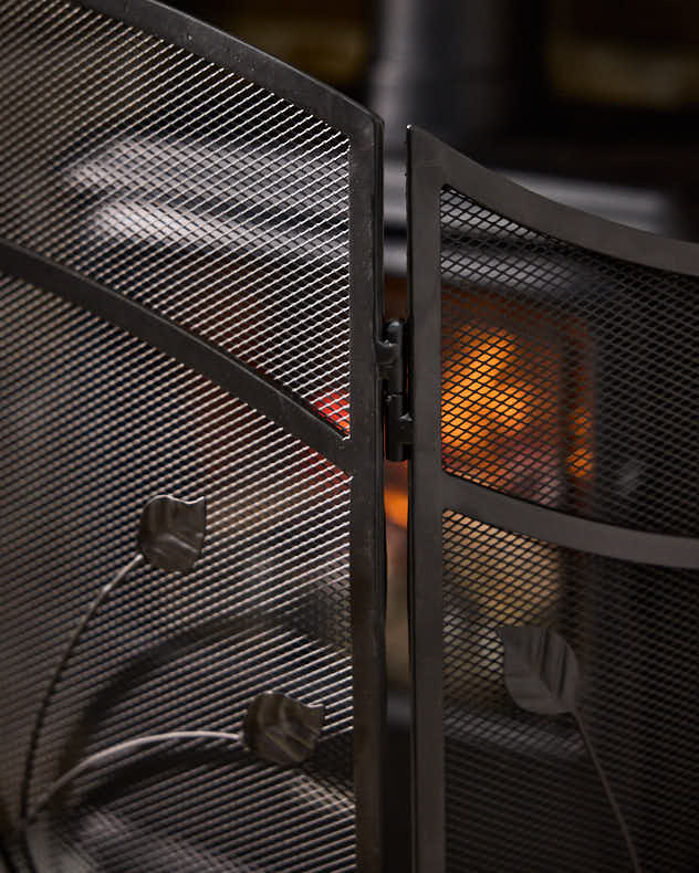 Leaf Vine Black Three Fold Fire Screen