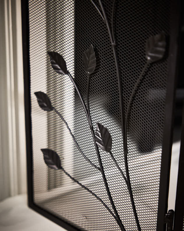 Leaf Vine Black Three Fold Fire Screen