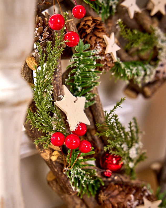 Festive Stars Heart Wreath