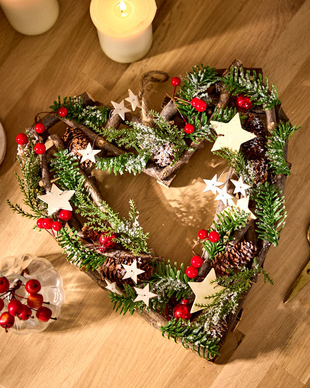 Festive Stars Heart Wreath