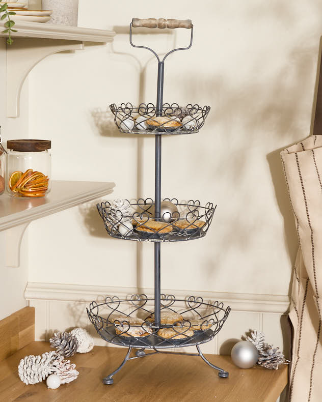 Country Hearts 3 Tier Cake Stand