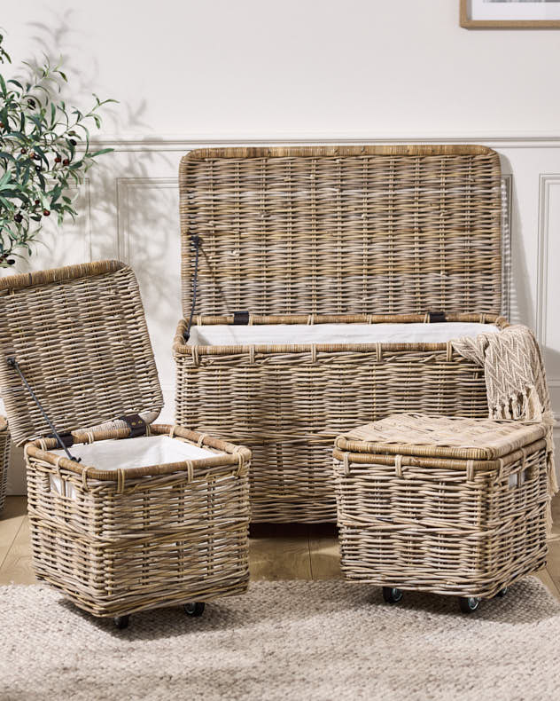 Set of 3 Lined Baskets with Wheels