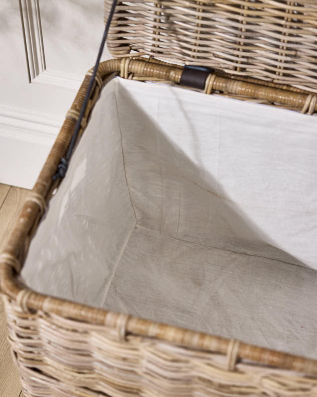 Set of 3 Lined Baskets with Wheels