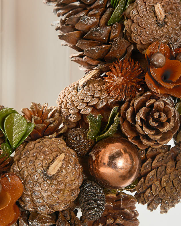 Woodland Pinecone Wreath 36cm