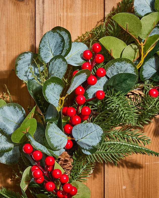 XL Eucalyptus Berry Wreath - 66cm