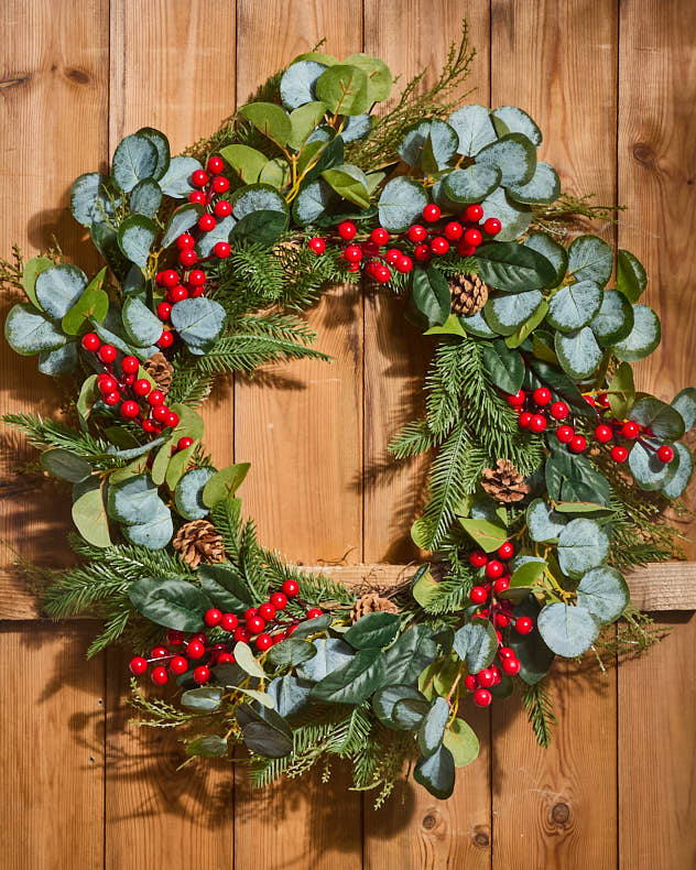 XL Eucalyptus Berry Wreath - 66cm