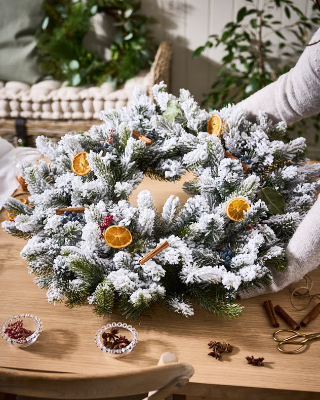 DIY XL Snow White Wreath - 76cm